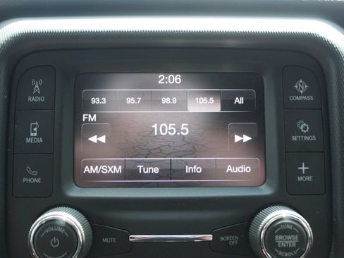 Used 2018 Jeep Wrangler Unlimited Sport S AWD/4WD image 32