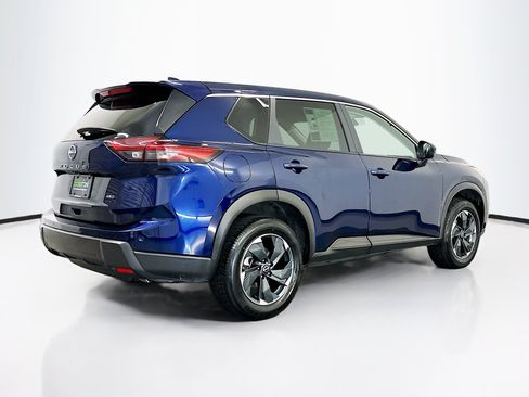 Used 2025 Nissan Rogue SV AWD/4WD image 9