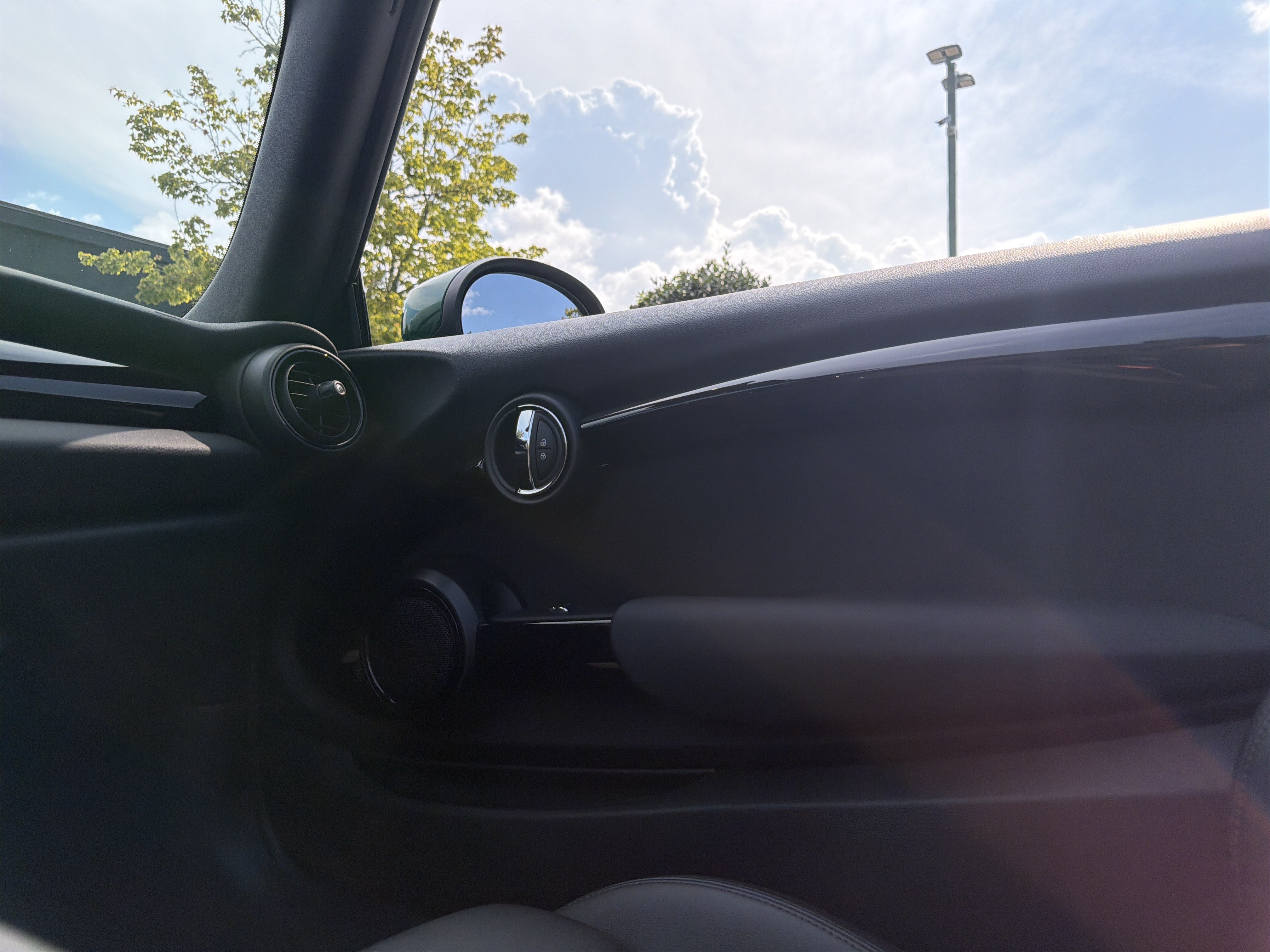 Used 2021 MINI Cooper S w/ 6.5" Touchscreen Package FWD image 24