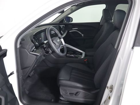 Used 2025 Audi Q5 Premium Plus w/ Premium Plus image 22