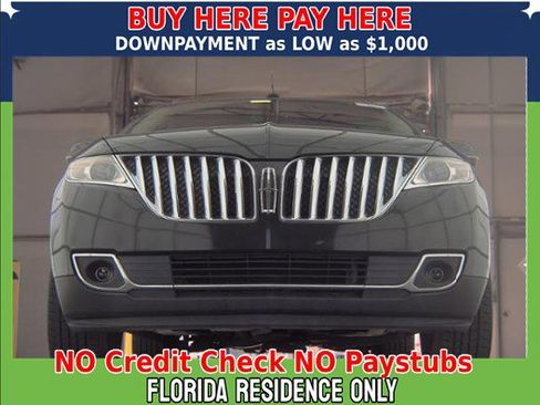 Used 2013 Lincoln MKX FWD image 3