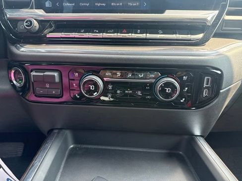 Used 2025 Chevrolet Silverado 3500 High Country AWD/4WD image 25