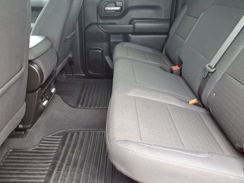 Used 2025 Chevrolet Silverado 1500 Custom image 11