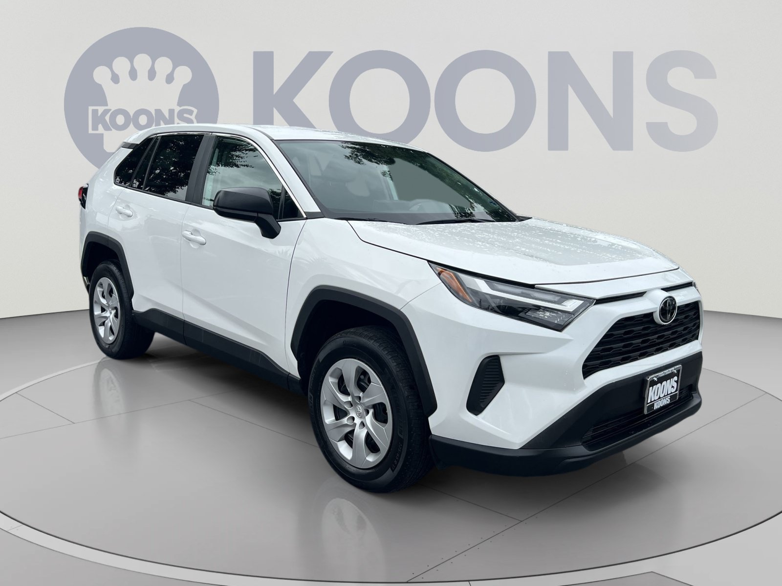 Used 2025 Toyota RAV4 LE AWD/4WD image 10