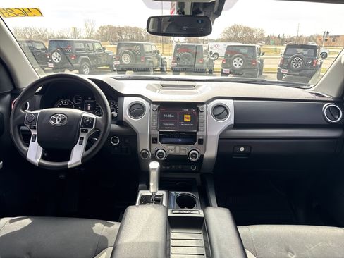 Used 2020 Toyota Tundra SR5 w/ TRD Off-Road Package AWD/4WD image 28