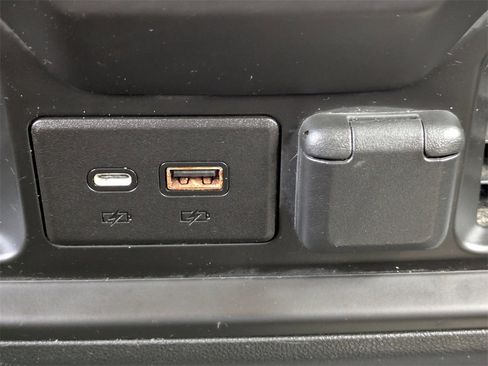 Used 2021 Chevrolet Silverado 1500 LT Trail Boss image 14