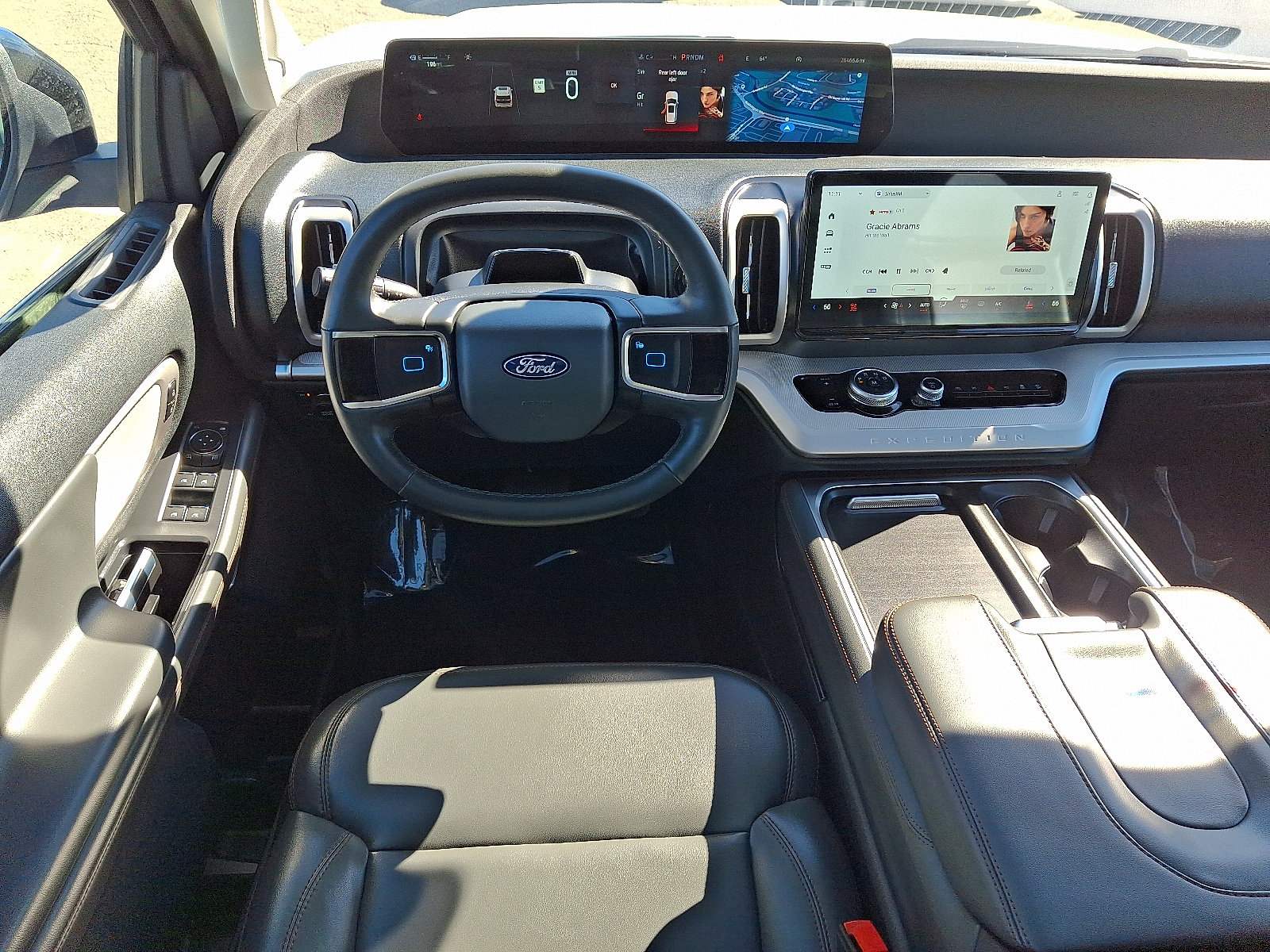 Used 2025 Ford Expedition Active AWD/4WD image 12