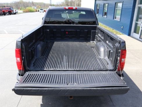 Used 2010 Chevrolet Silverado 1500 LT w/ Power Pack Plus RWD image 8