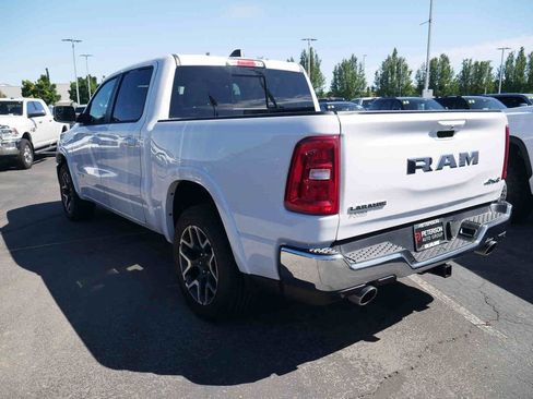 Certified 2025 RAM 1500 Laramie AWD/4WD image 19