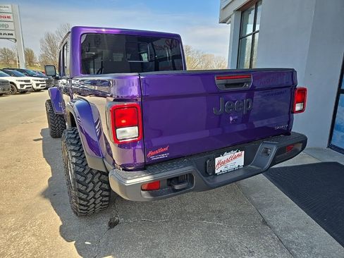 New 2026 Jeep Gladiator Sport AWD/4WD image 8