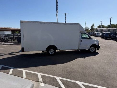 Used 2020 Chevrolet Express 3500 w/ Power Convenience Package image 14