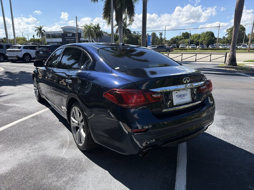 Used 2015 INFINITI Q70 L 3.7 w/ Deluxe Touring Package RWD image 24