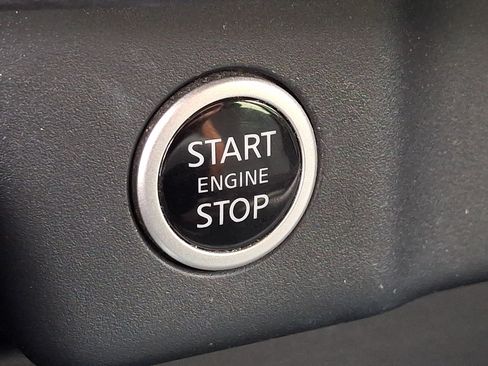 Certified 2023 Nissan Rogue SV AWD/4WD image 26