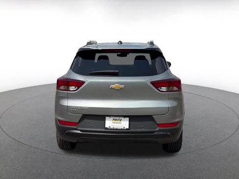 Used 2025 Chevrolet TrailBlazer LT w/ Driver Confidence Package AWD/4WD image 10