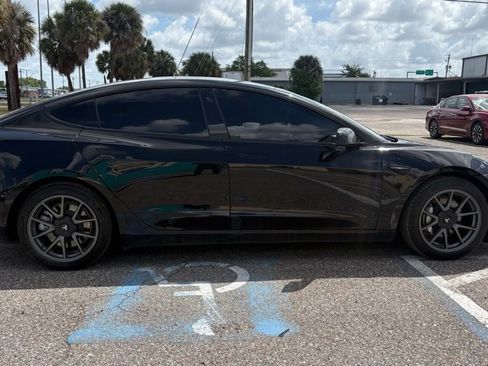 Used 2022 Tesla Model 3 Long Range image 2