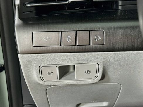 Used 2026 Hyundai Kona Limited FWD image 21