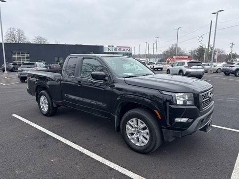 Used 2023 Nissan Frontier SV w/ SV Convenience Package image 7
