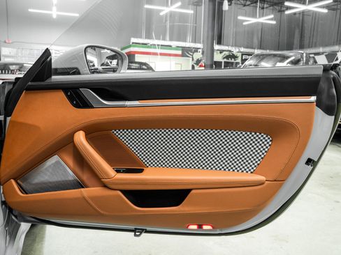 Used 2023 Porsche 911 Sport Classic image 41