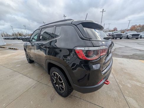 New 2026 Jeep Compass Trailhawk w/ Sun, Sound & Navigation Group image 6