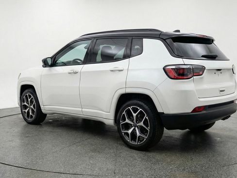Used 2025 Jeep Compass Limited AWD/4WD image 6