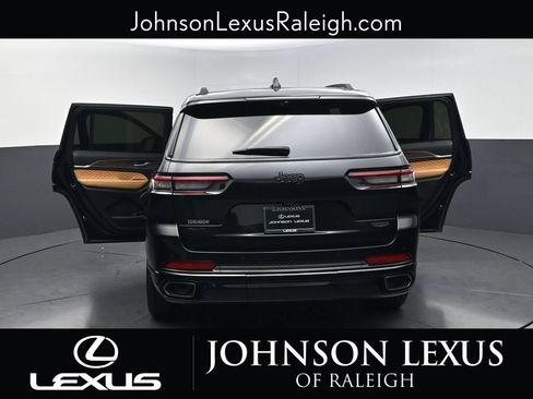 Used 2024 Jeep Grand Cherokee L Summit w/ Advanced Protech Group IV AWD/4WD image 34
