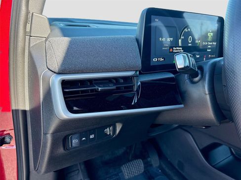 Used 2024 Honda Prologue EX image 11