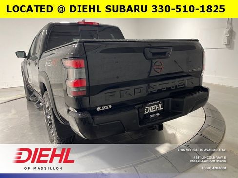 Used 2022 Nissan Frontier PRO-4X image 5