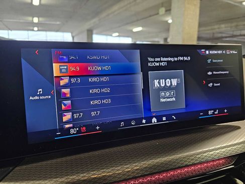 Used 2025 BMW 330i xDrive Sedan w/ Convenience Package image 16