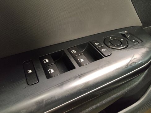 Used 2025 Kia K4 FWD image 27