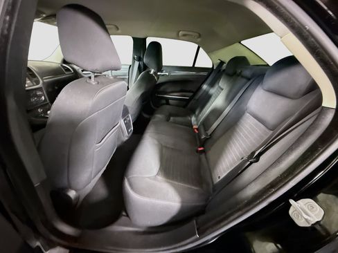 Used 2022 Chrysler 300 Touring w/ Sport Appearance Package RWD image 25