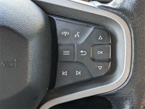 Used 2022 Ford Bronco Black Diamond w/ Sasquatch Package image 18