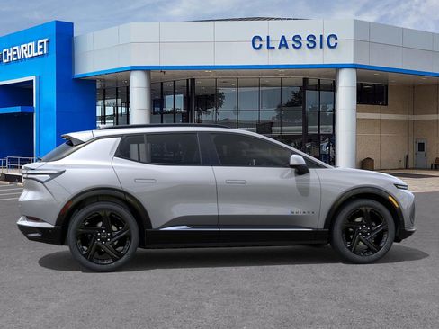 New 2025 Chevrolet Equinox EV RS image 5