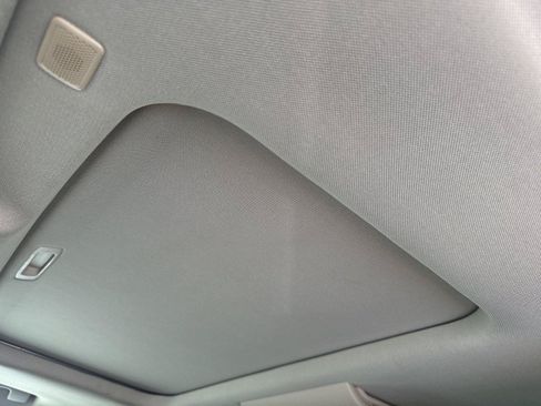 Used 2020 Chevrolet Suburban LT RWD image 30