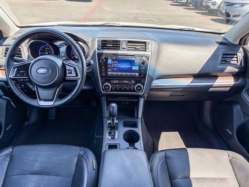Used 2019 Subaru Outback 3.6R Limited w/ Popular Package #2 AWD/4WD image 11