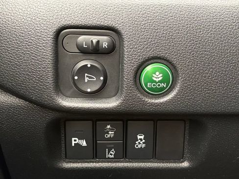 Used 2022 Honda Pilot Touring image 5
