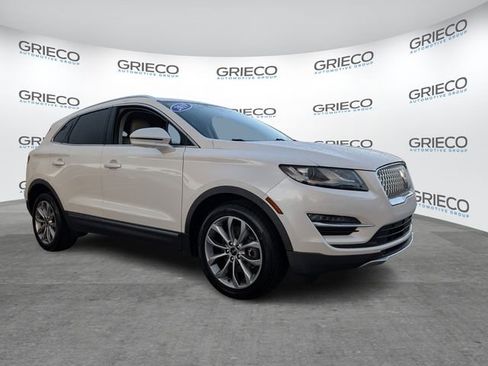 Used 2019 Lincoln MKC Select w/ Select Plus Package FWD image 1