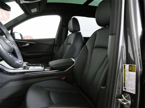 Used 2025 Audi Q7 3.0T Premium Plus w/ Premium Plus Package image 17