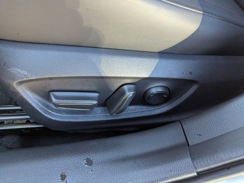 Used 2026 Toyota Prius Plug-In Hybrid image 16