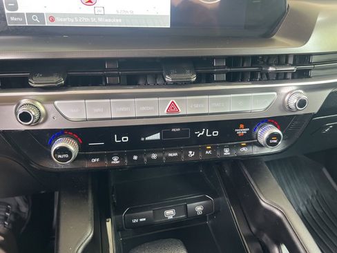 Certified 2025 Kia Telluride LX FWD image 53