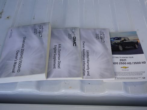 Used 2021 Chevrolet Silverado 2500 LT w/ Fleet Comfort Package image 22