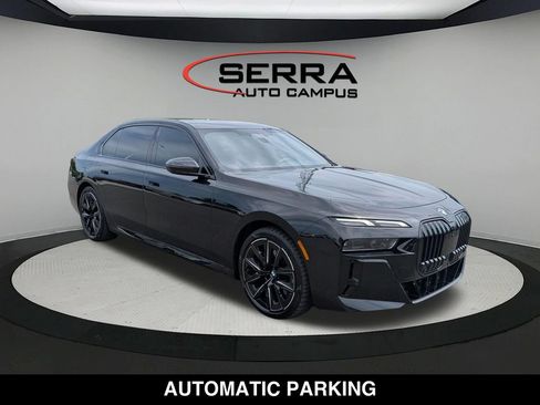 Certified 2023 BMW 760i xDrive AWD/4WD image 15