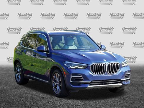 Used 2023 BMW X5 xDrive40i w/ Premium Package AWD/4WD image 2