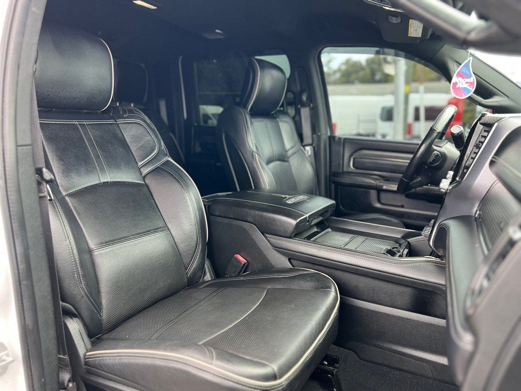 Used 2020 RAM 2500 Limited AWD/4WD image 16