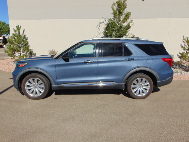 Certified 2021 Ford Explorer Limited AWD/4WD image 3