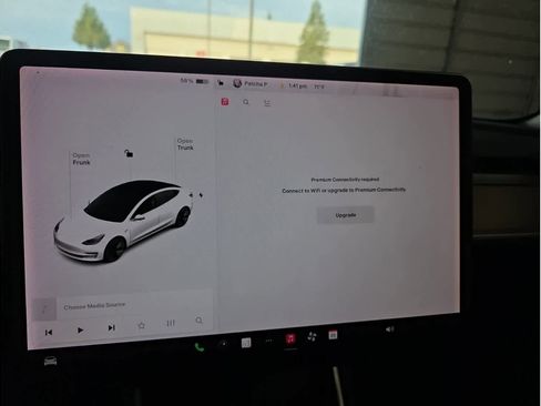 Used 2019 Tesla Model 3 Standard Range image 18