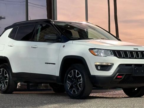 Used 2019 Jeep Compass Trailhawk w/ Leather Interior Group image 18