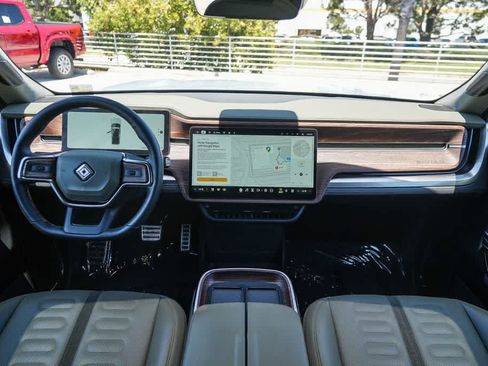 Used 2023 Rivian R1T Adventure AWD/4WD image 12