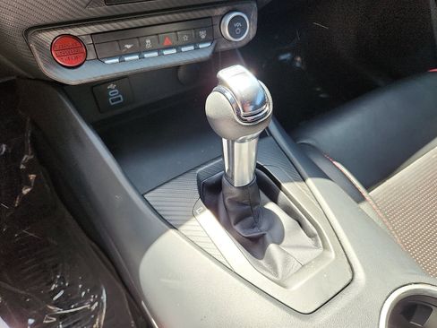 Used 2024 Ford Mustang GT RWD image 11