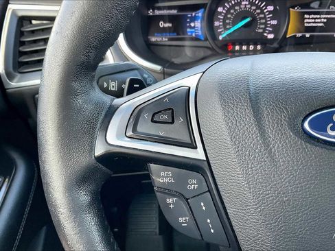 Used 2017 Ford Edge Titanium w/ Equipment Group 302A image 23