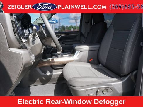 Used 2024 Chevrolet Silverado 1500 RST AWD/4WD image 16